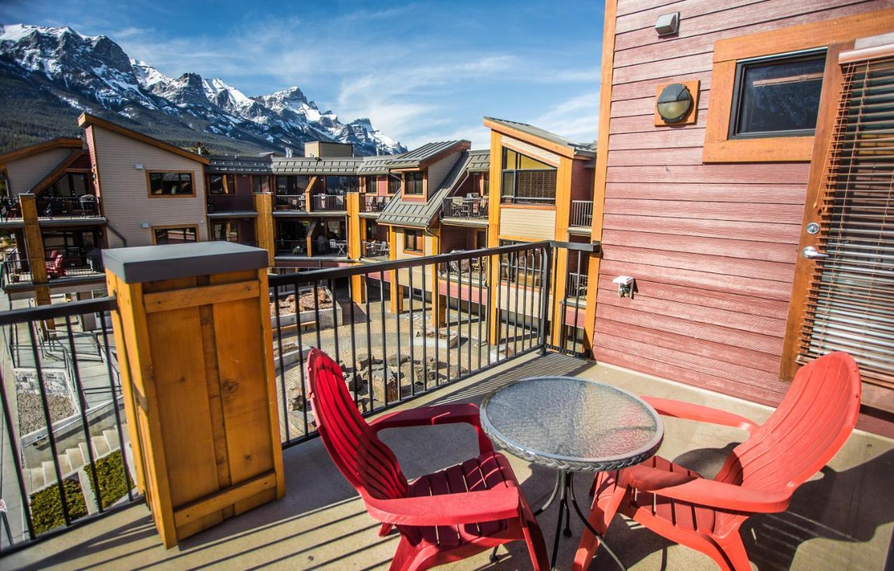 The Lookout - Top Floor Corner Unit With Stunning Views Villa Канмор Екстериор снимка